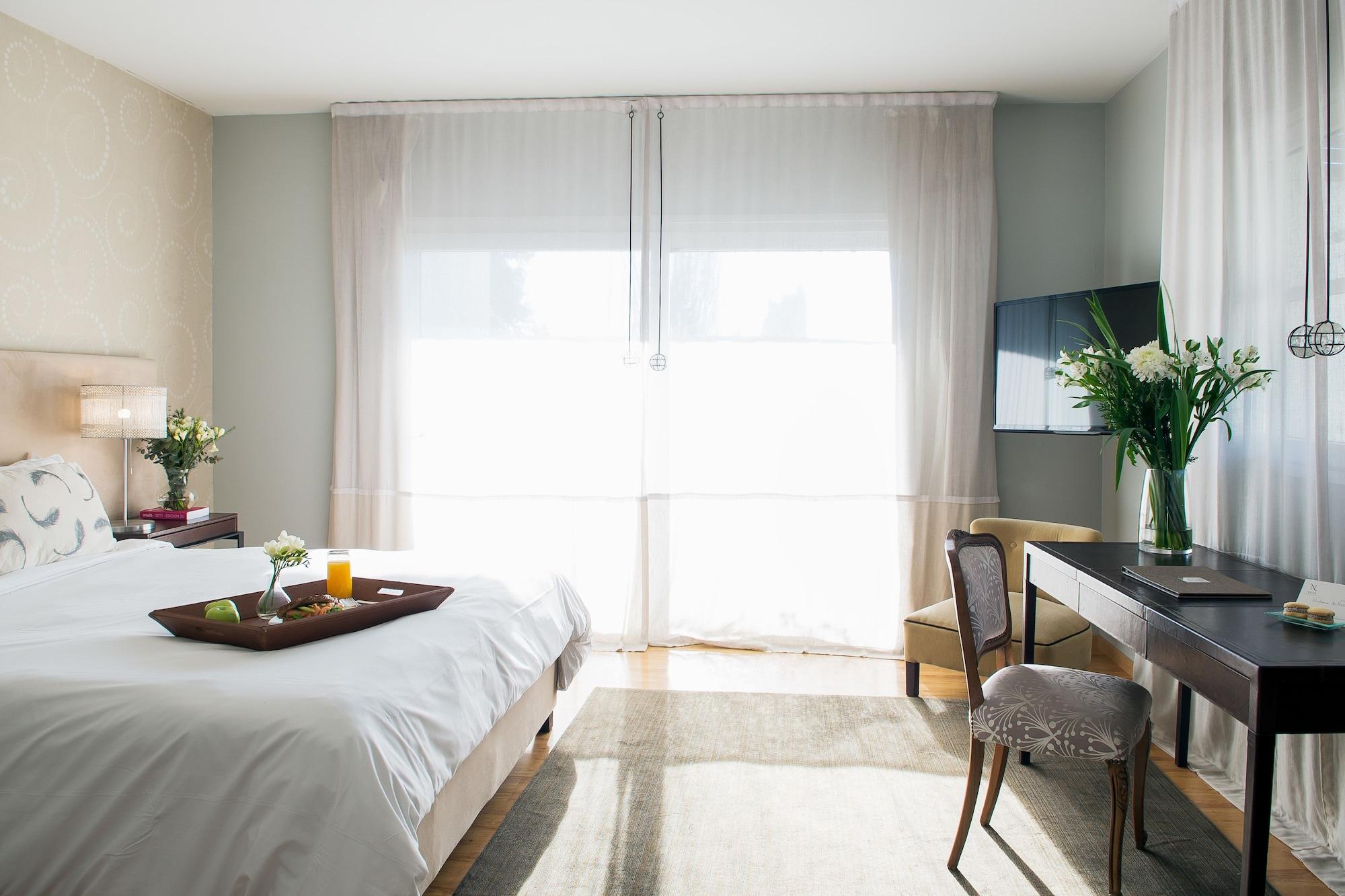 Nuss Soho 4*